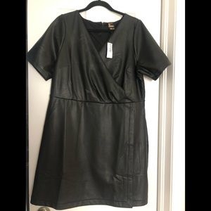 Reitmans Rock & Shine brand vegan leather mini wrap dress in XXL BNWT